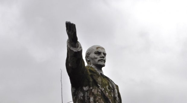 У Києві знайдено прихований памятник Леніну: опубліковані фото