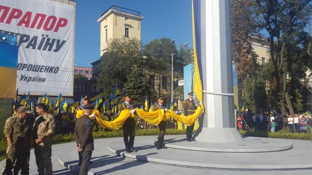 У містах України повинно бути більше прапорів, щоб бачити символ вільної та незалежної країни