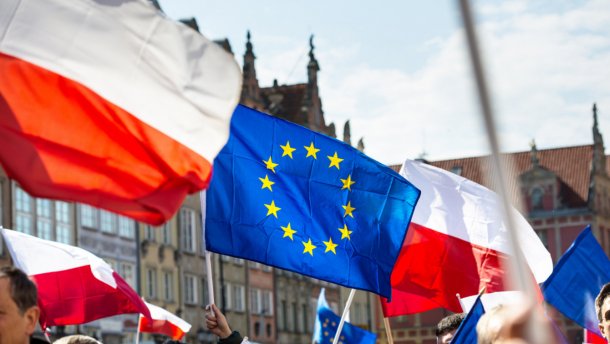 Від партій Польщі: до Європарламенту вперше балотуватимуться вихідці з України