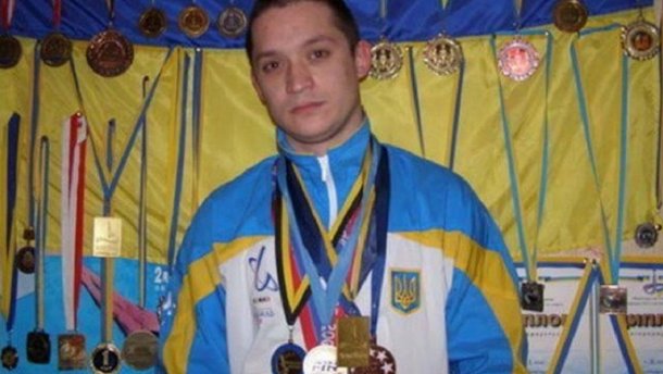 В Дніпрі загадково помер 36-річний чемпіон Європи зі стрибків у воду