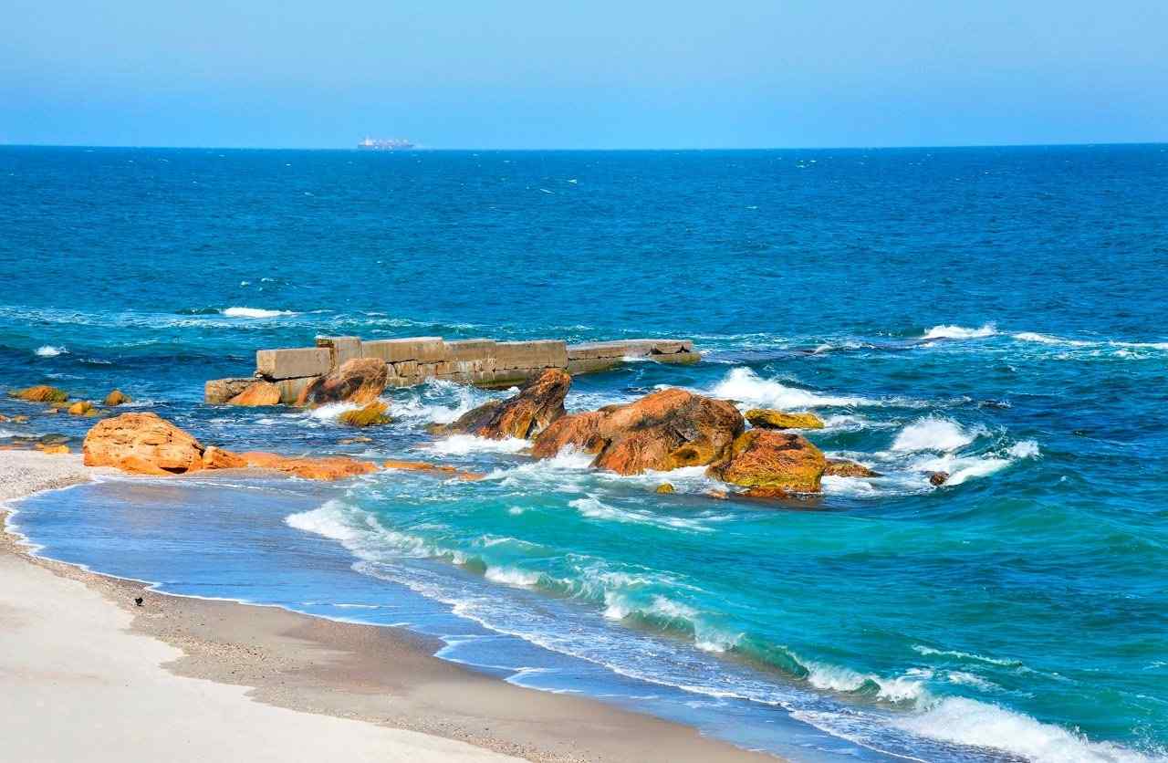 В Лузановке,Затоке и Сергеевке лучше не купаться: вода на этих пляжах не соответствует нормам