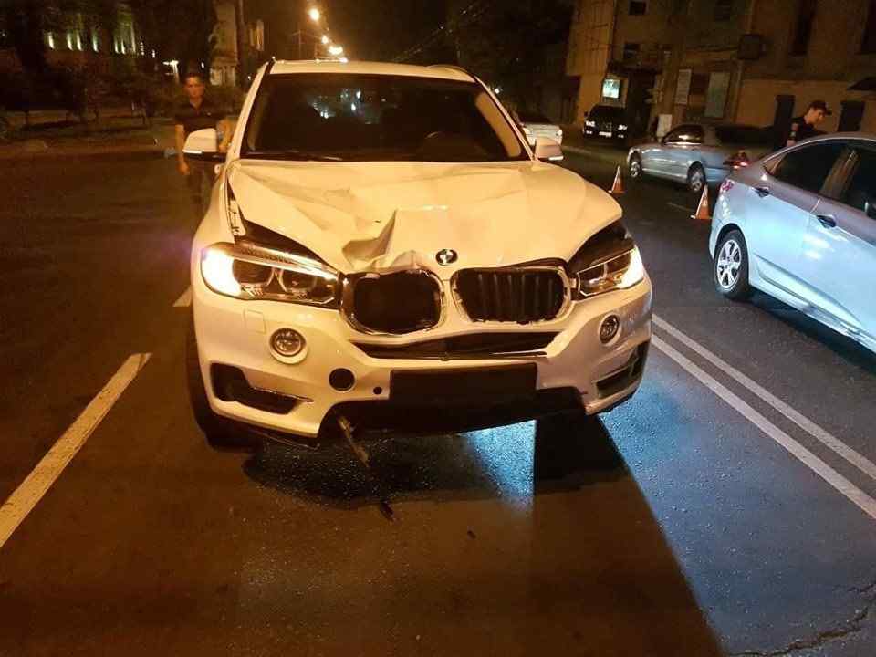 В Одессе BMW сбил женщину: она в реанимации