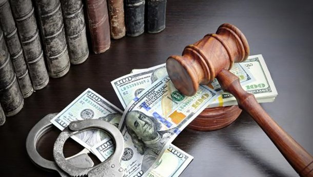 В Україні скасували кримінальну статтю про незаконне збагачення