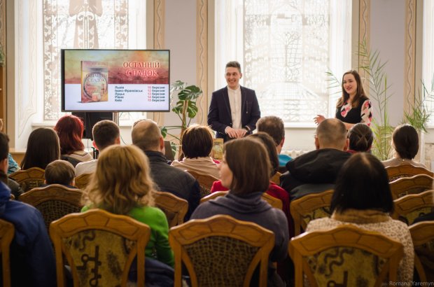 Як письменник-початківець зумів завоювати сучасного читача: інтервю з Андрієм Новіком
