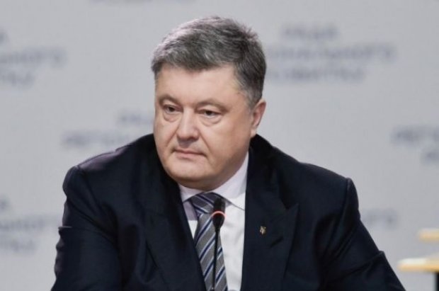 Як змінився рейтинг Порошенка після скандалу в оборонці