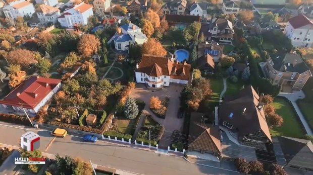 Яку компенсацію отримують нардепи за свої розкішні будинки: приголомшливі фото
