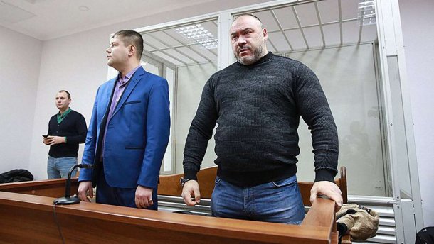 Зявилося рішення суду щодо неявки тітушки Крисіна за справою Веремія
