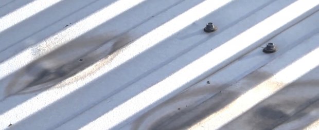 Збитки на десятки тисяч: у багатоповерхівку в Тернополі влучила блискавка