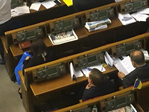 Зеленський позначив невідкладними 66 законопроектів: Рада підтримала усі – перелік