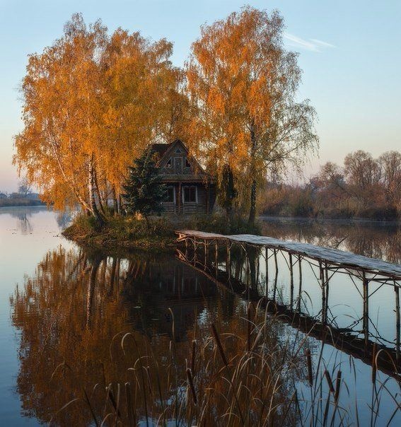 9 самых красивых мест Украины, куда стоит поехать именно осенью
