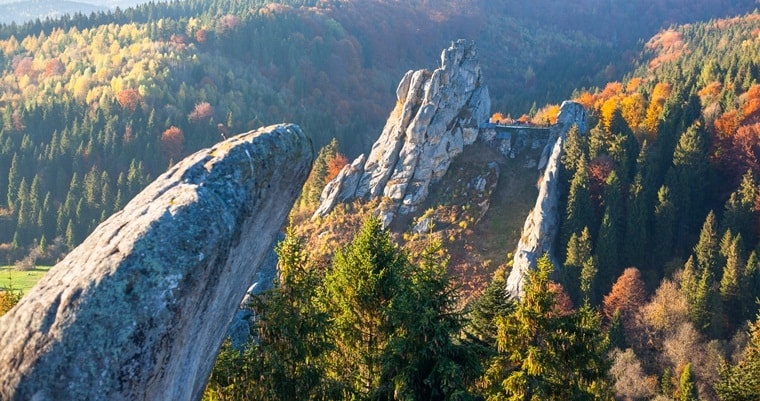 9 самых красивых мест Украины, куда стоит поехать именно осенью