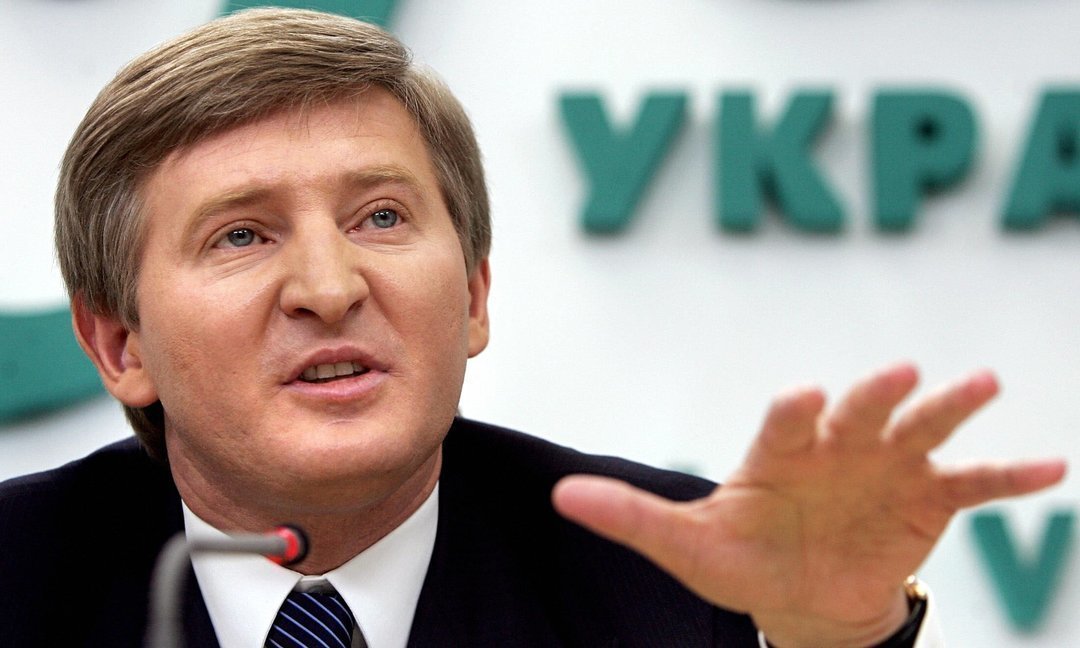 Ахметов продает свой телеком-актив Vega компании Vodafone — СМИ
