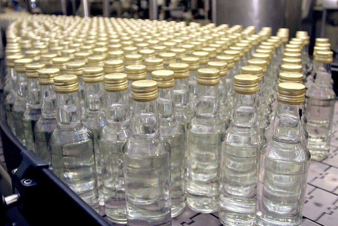 Алкогольный кризис отменяется: Укрспирт возобновляет отгрузку продукции