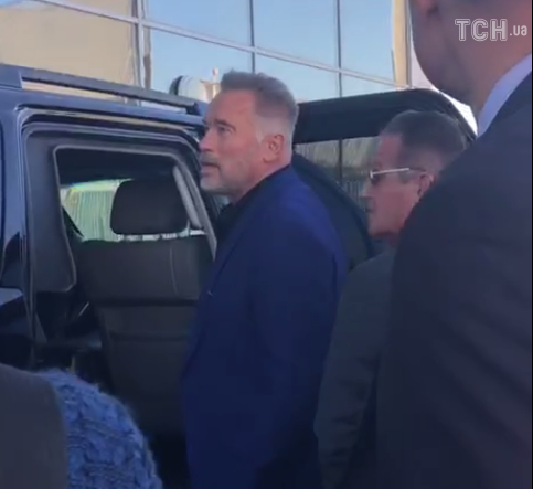 Арнольд Шварценеггер прибыл в Киев