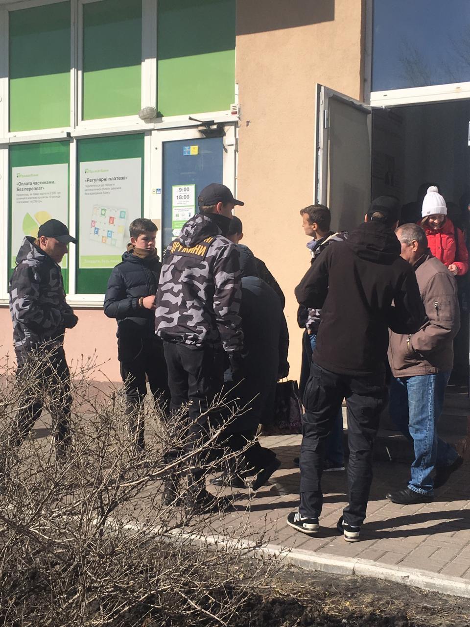 Бойцы Национального корпуса воюют в Киеве с многодетными матерями, – Старостенко