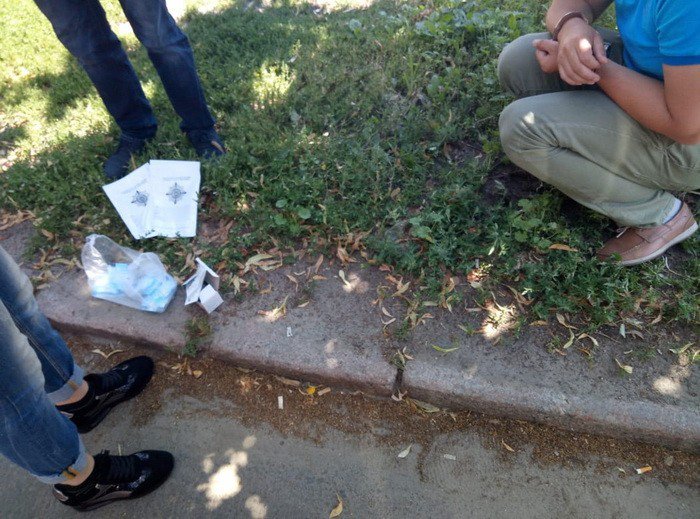 Чиновник из управления Гоструда в Полтавской обл. задержан на взятке в 26 тыс. грн