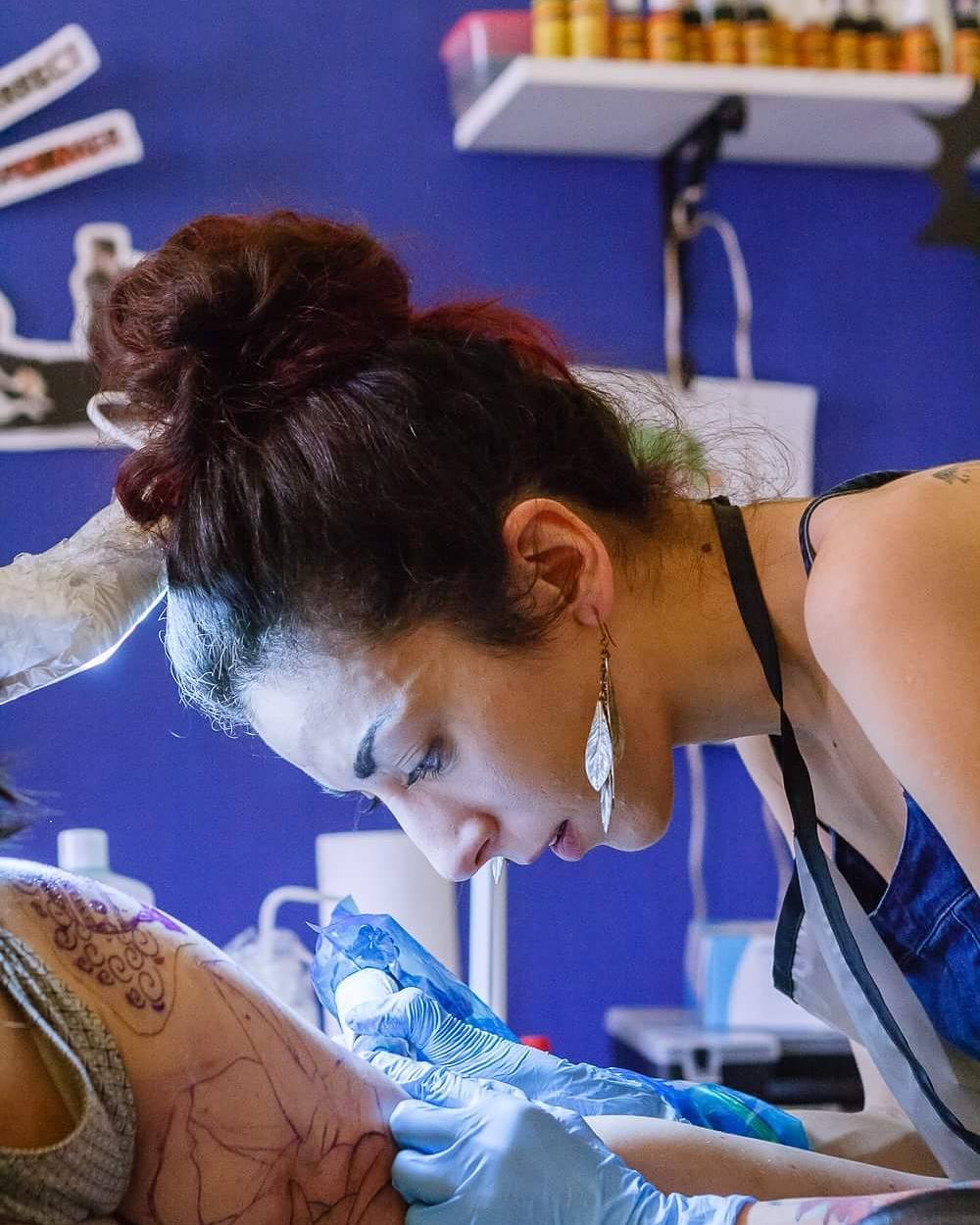 Как открыть тату-салон: опыт основательницы Little Mrs. Darya Tattoo