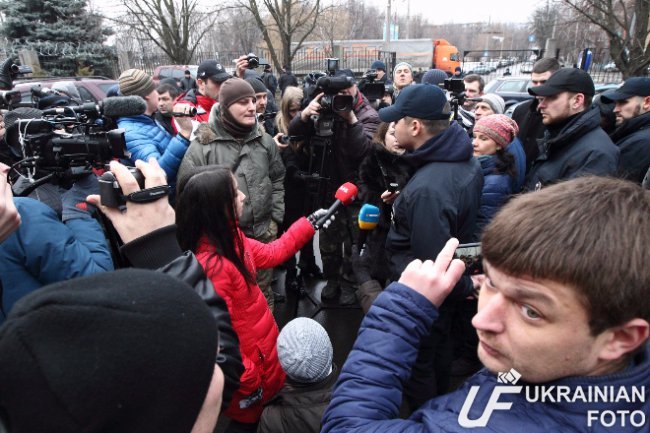 Киевские полицейские, застрелившие подростка в ходе погони, пока не работают на своем маршруте