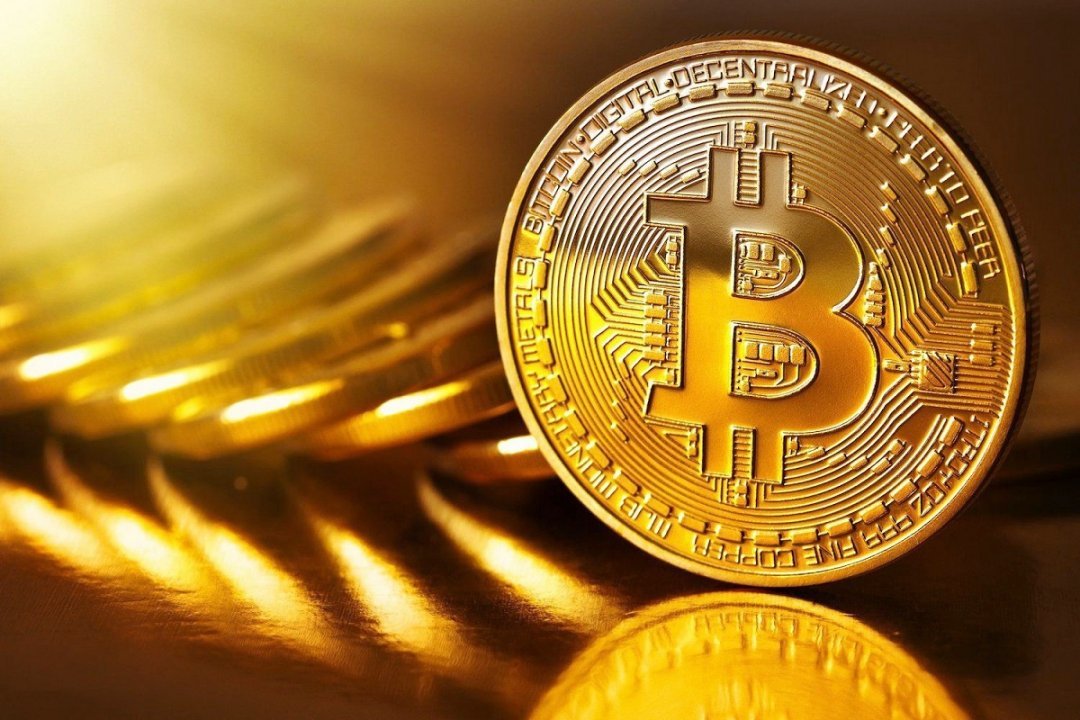 Курс биткойна за 20 минут рухнул на $200