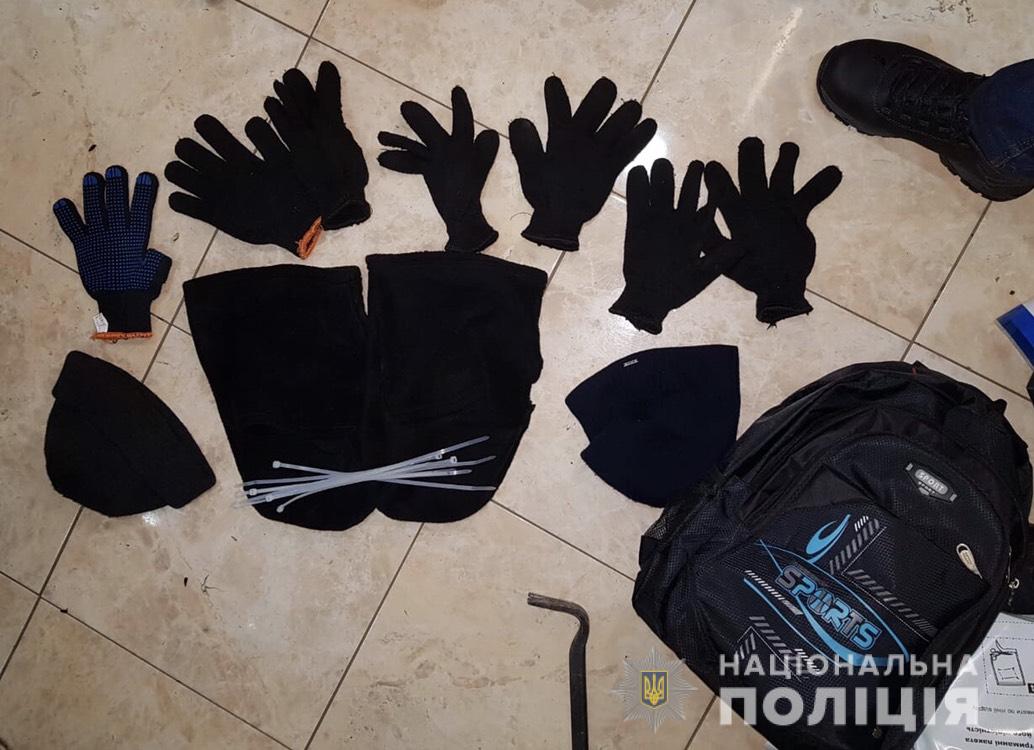 На Закарпатье задержали трех мужчин, которые планировали разбойное нападение