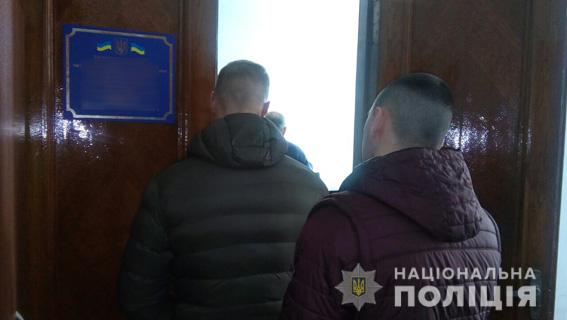 Обыски в департаменте Николаевского горсовета: Чиновников подозревают в хищении при ремонте спортшколы