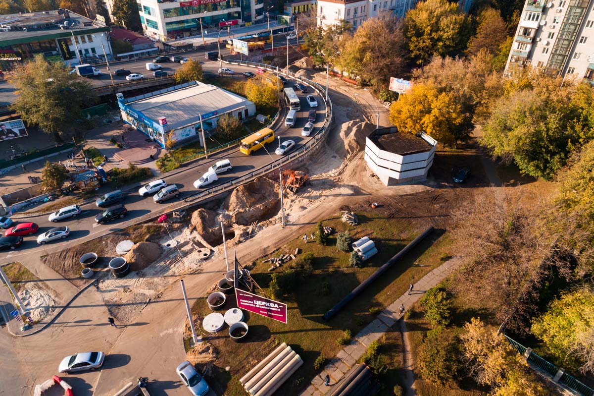 Опубликованы кадры реконструкции Шулявского моста в Киеве с высоты птичьего полета (фото, видео)