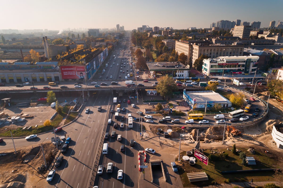 Опубликованы кадры реконструкции Шулявского моста в Киеве с высоты птичьего полета (фото, видео)