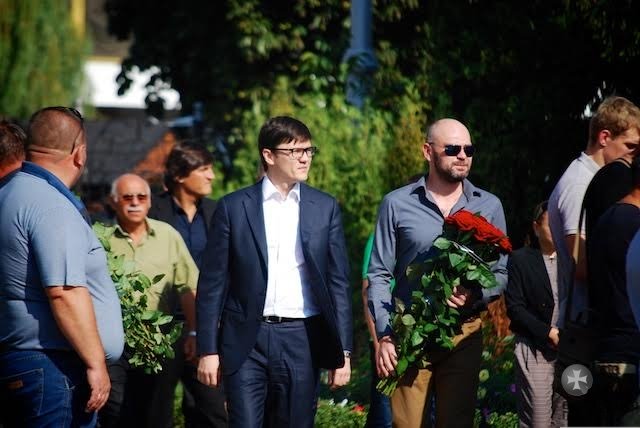 Панихида по Игорю Еремееву в соборе завершилась, прощание продолжается в Волынском драмтеатре