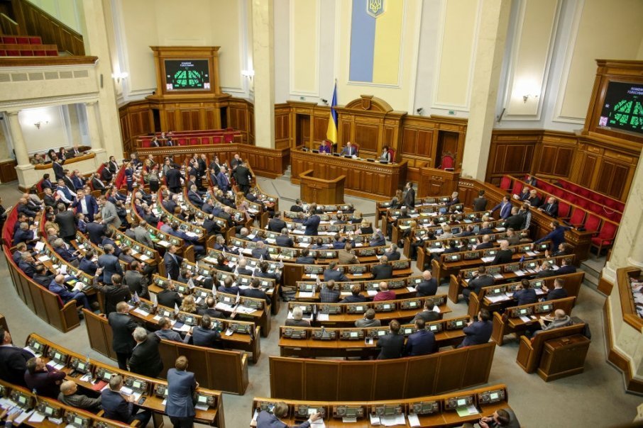 Парламент принял за основу законопроект Ткаченко о столице