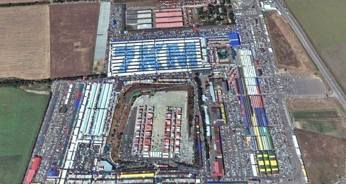 Под Одессой торговцы 7 километра перекрыли дорогу