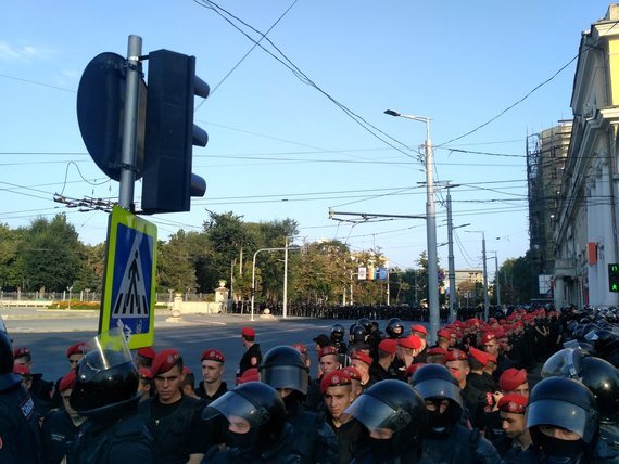 Полиция разогнала участников антиправительственного митинга в Кишиневе