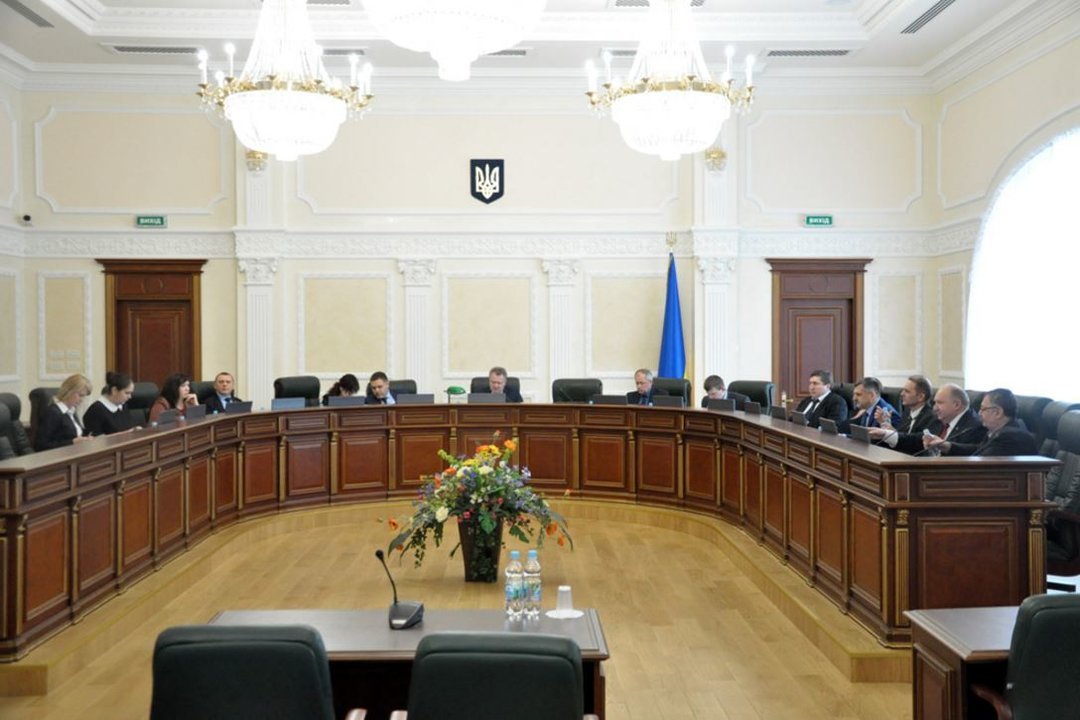 Порошенко назначил двух членов Высшего совета правосудия