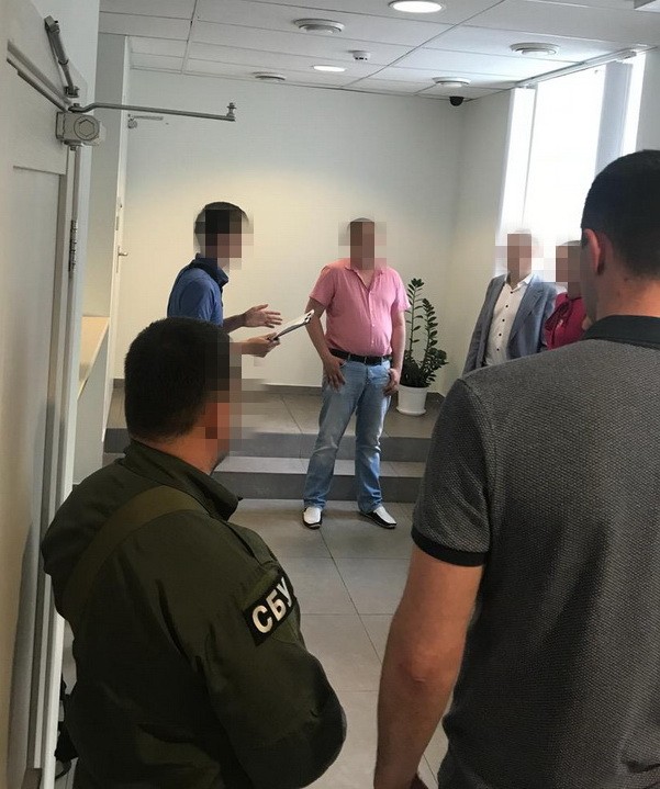 Правоохранители задержали банду рейдеров, которые захватили гранитные карьеры в двух областях (ФОТО)