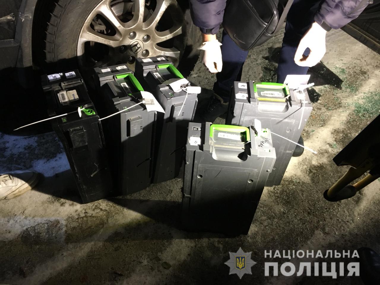 Правоохранители задержали одного из нападавших на инкассаторов в Ирпене