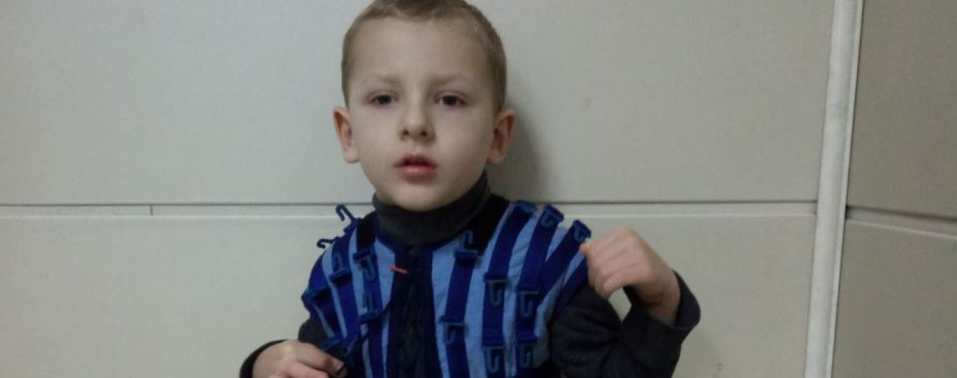 Родители Станиславчика просят помощи в лечении сына