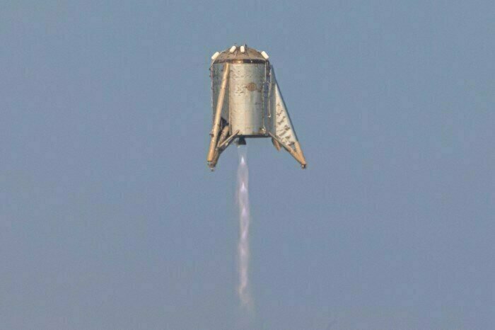 SpaceX успешно испытала свою необычную ракету Starhopper (ВИДЕО)