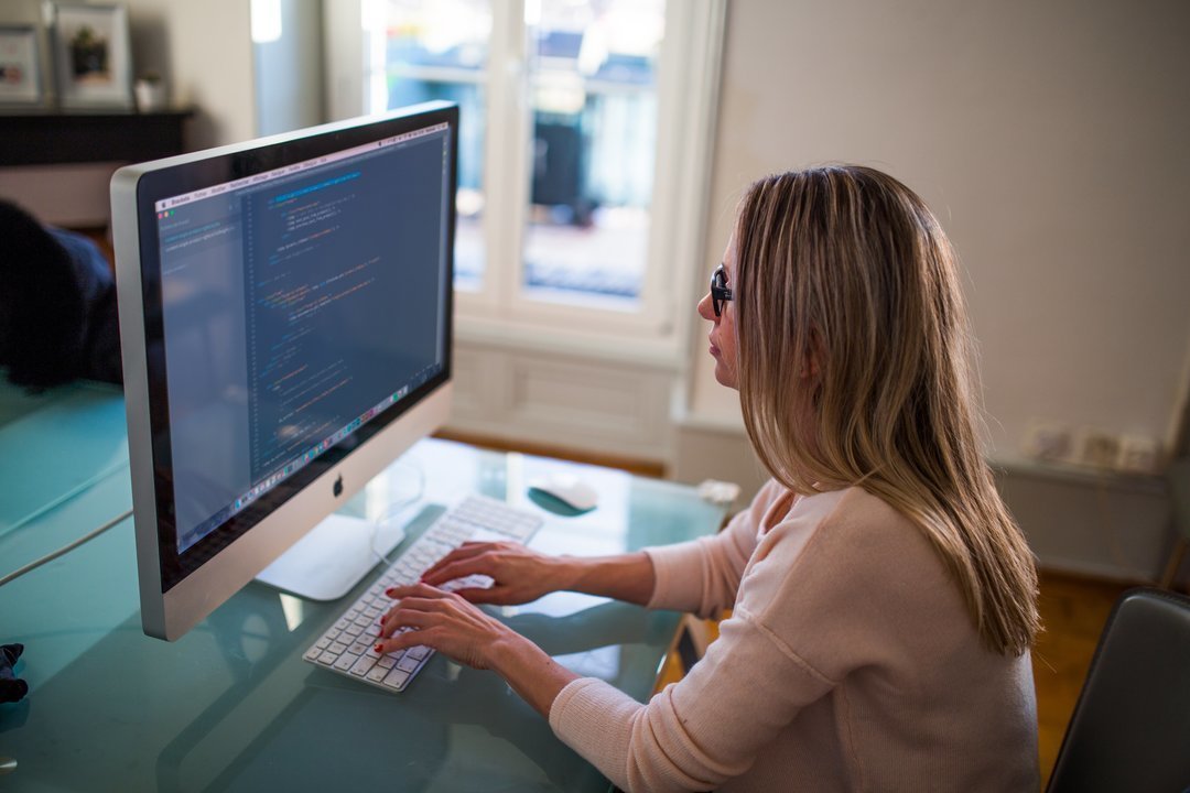 Стартап по-женски: почему важно говорить на тему women in tech