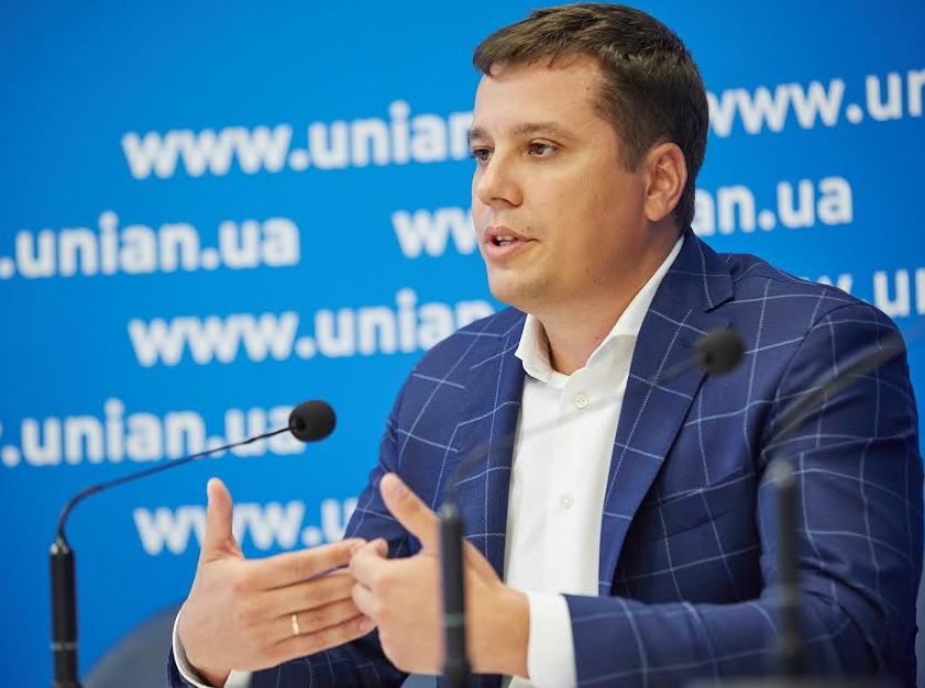 Тотальное увольнение судей приведет к тяжелым последствиям — член Венецианской комиссии