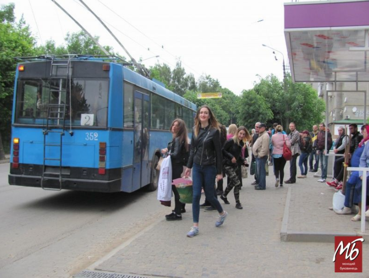 Транспортный коллапс в Черновцах: Водители маршруток устроили бойкот