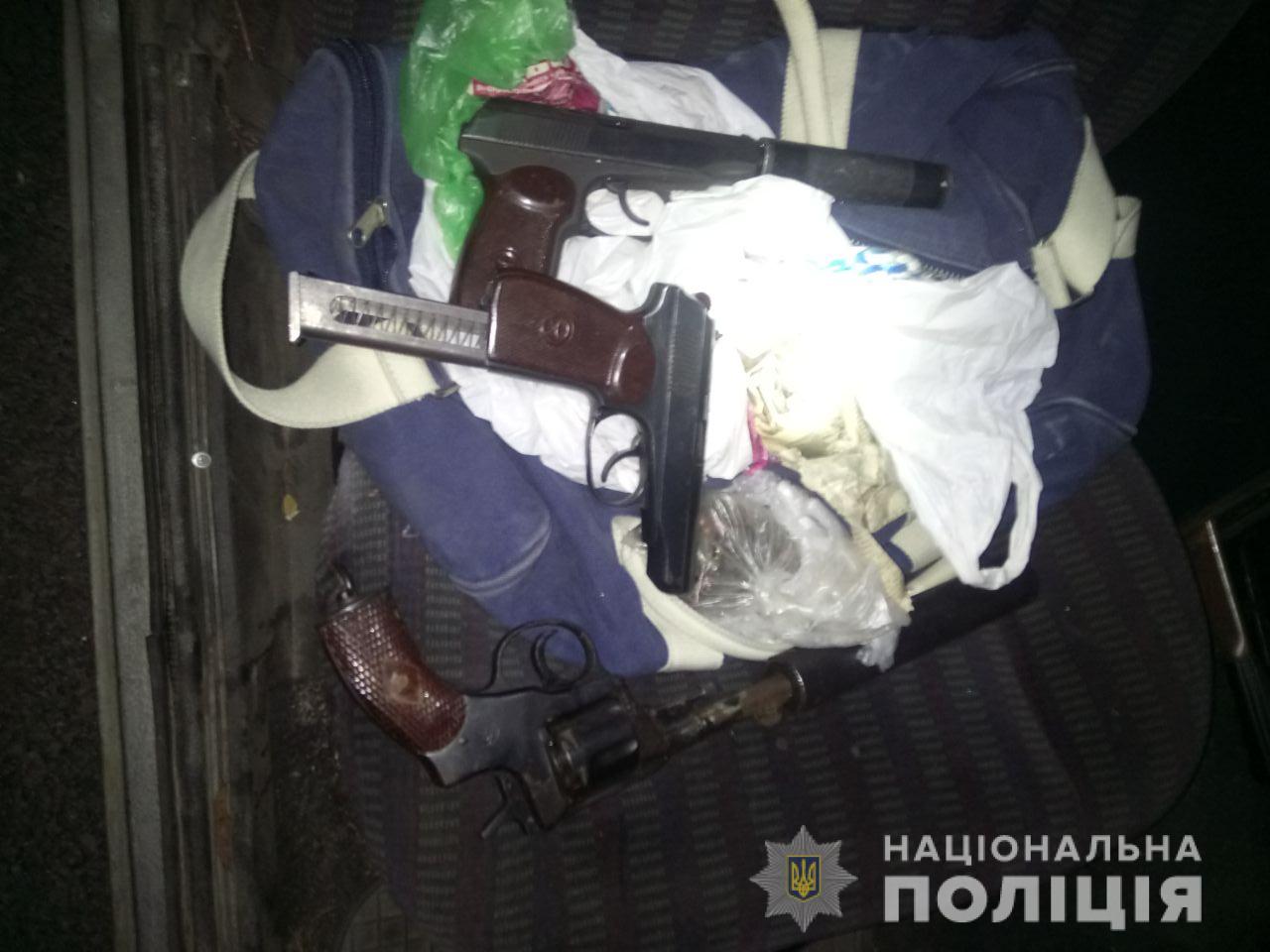 Убийство полицейского на Киевщине: правоохранители проверяют двух задержанных на причастность к преступлению (ФОТО)