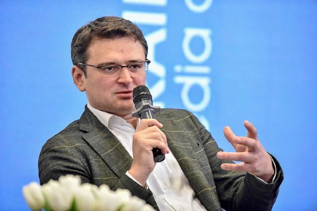 Украина надеется получить второй транш ЕС до конца года — Кулеба