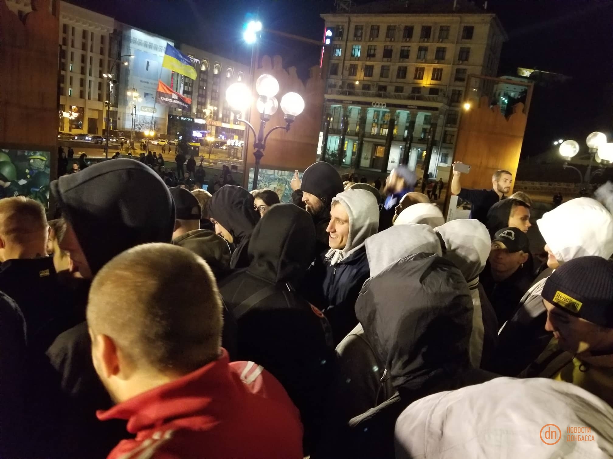 В центре Киева - протесты против формулы Штайнмайера