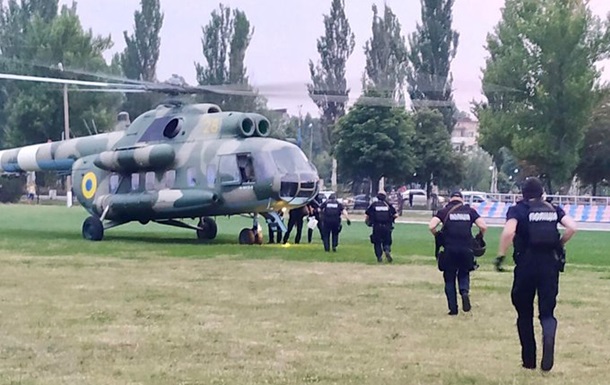 В Донецкую область направили вертолет со спецназом