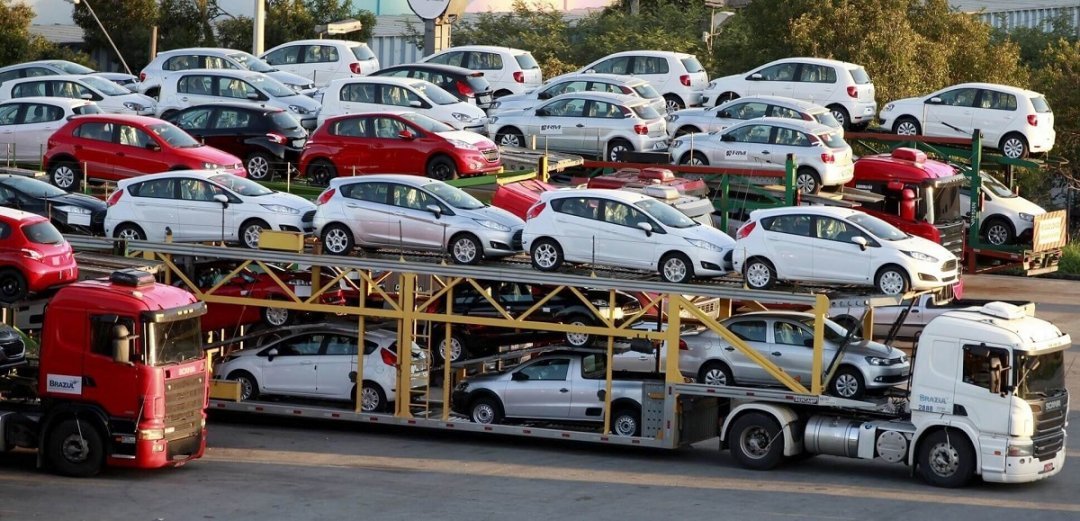 В Евросоюзе обвалился спрос на легковые авто