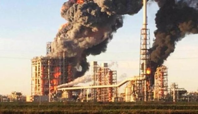 В Италии прогремел взрыв на нефтеперерабатывающем заводе Eni, предприятие в огне (ФОТО)