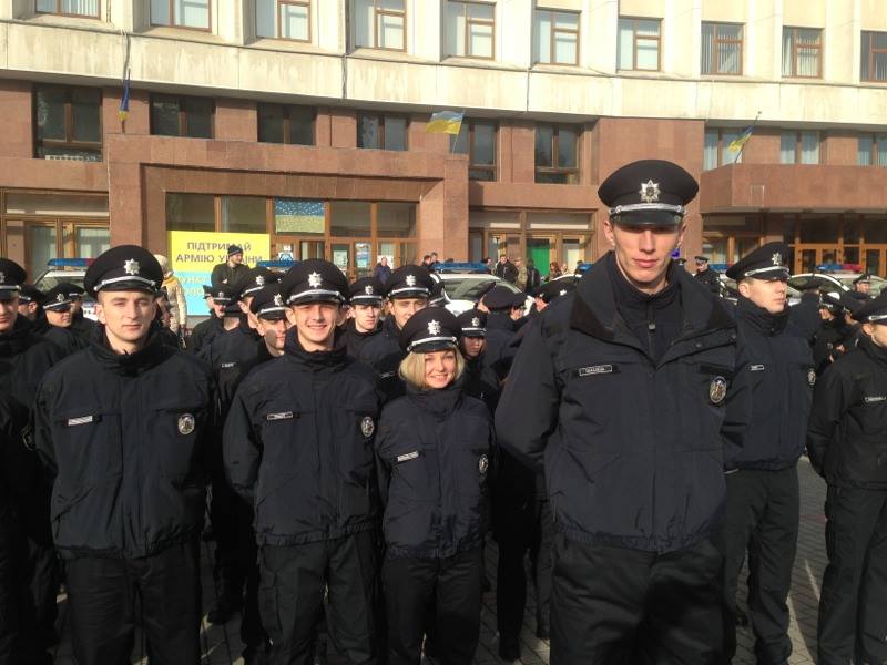 В Ивано-Франковске приняла присягу патрульная полиция