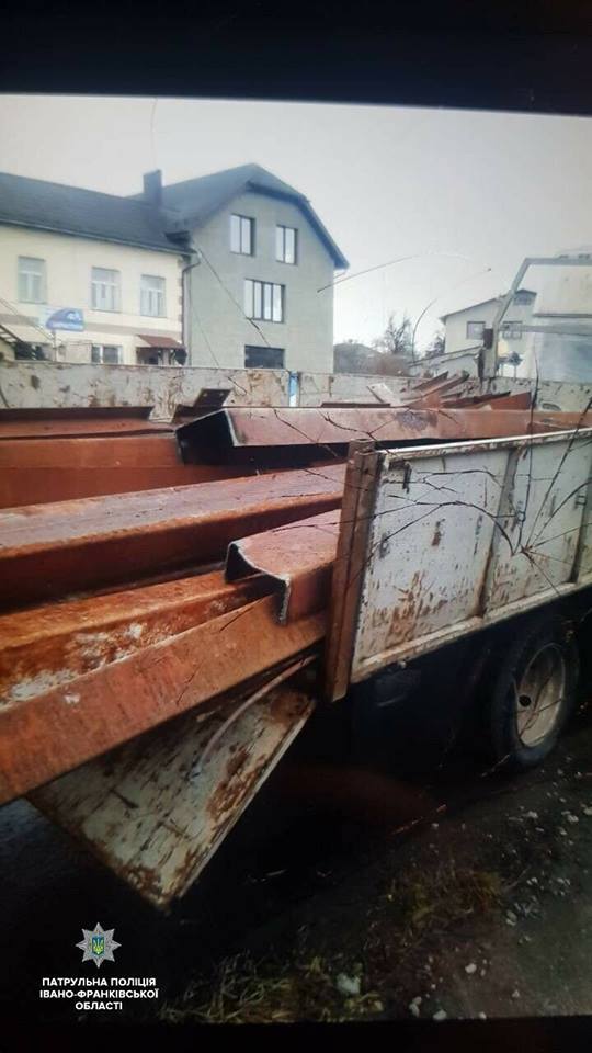 В Ивано-Франковской области водитель избил патрульного полицейского