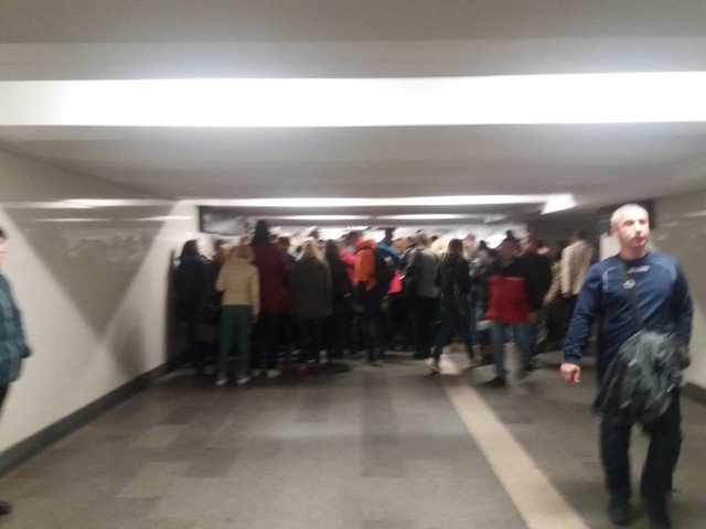 В Киеве из-за коллапса на метро Святошин пассажиров призвали пользоваться соседними станциями