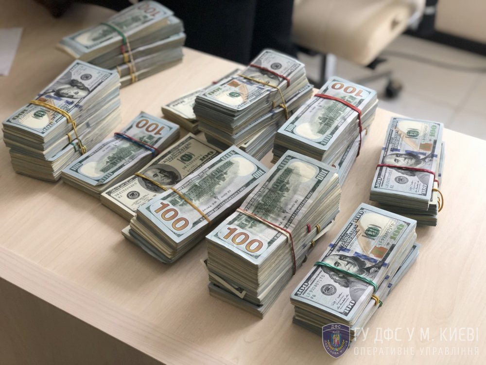 В Киеве налоговики и СБУ ликвидировали центр минимизации таможенных платежей (ФОТО)