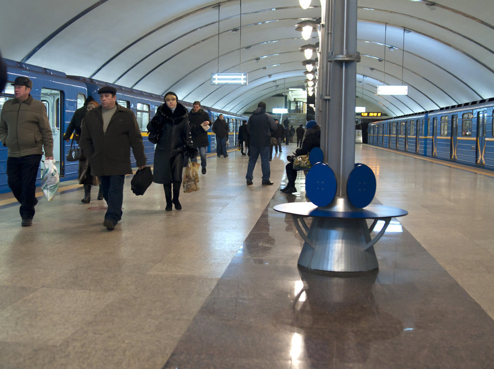 В Киеве переименуют 13 улиц и станцию метро